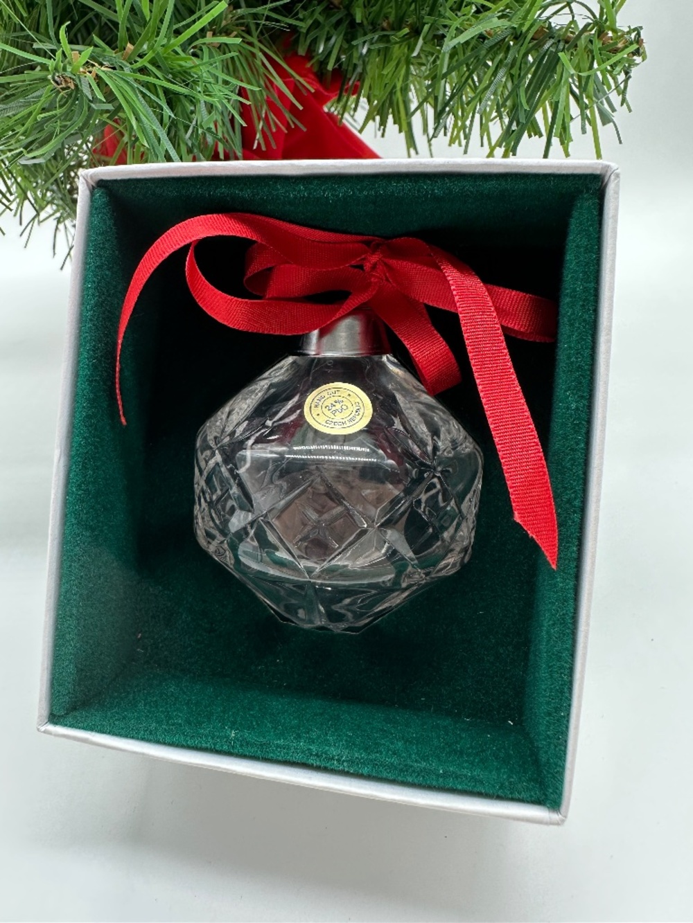 VTG Hand Cut Crystal Czech Republic Christmas Ornament With Original Green box.